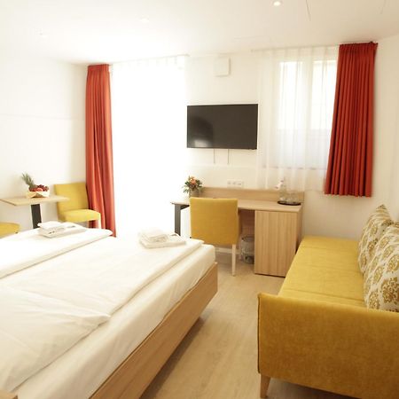 Hotel Adria Muenchen Bagian luar foto