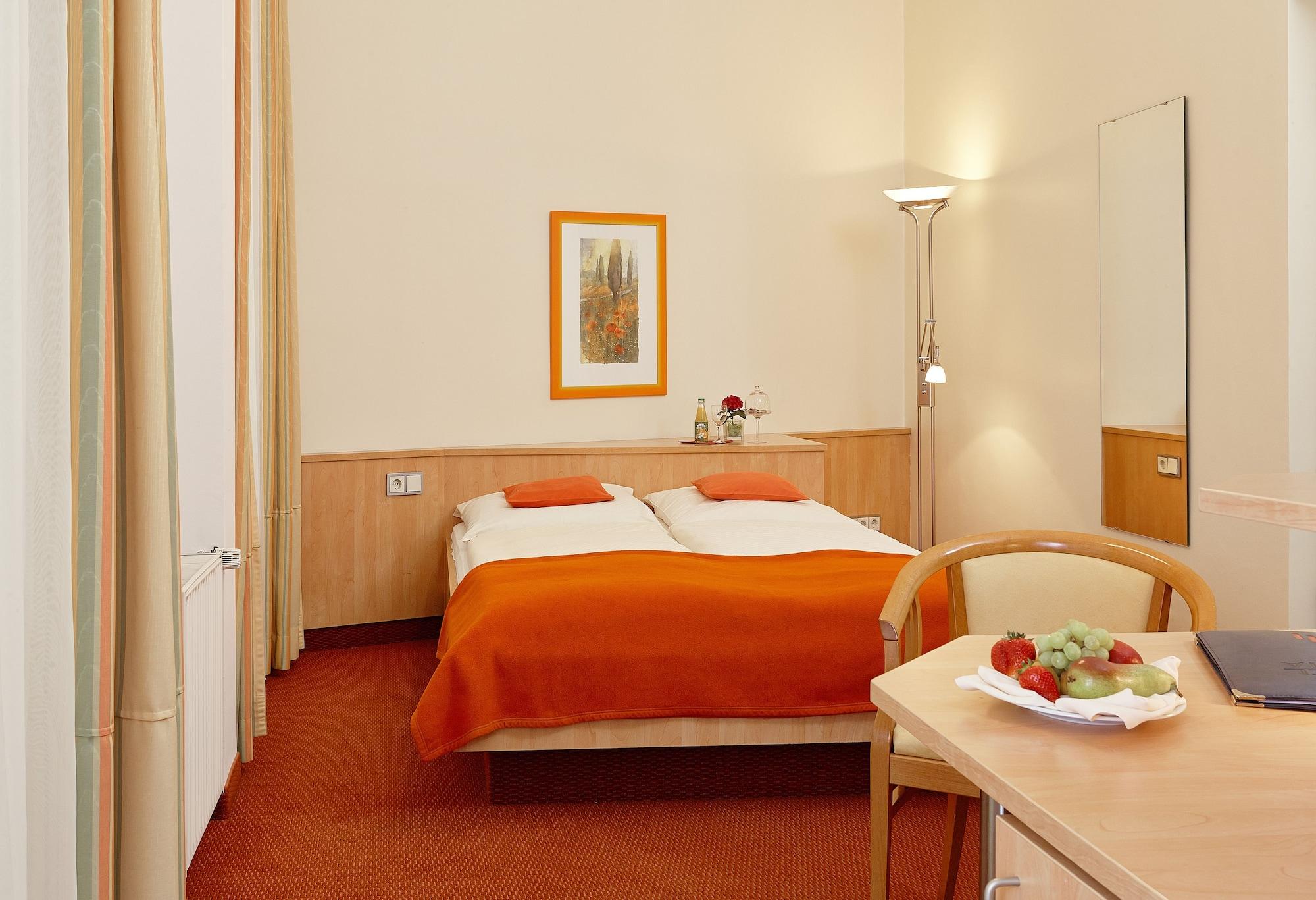 Hotel Adria Muenchen Bagian luar foto