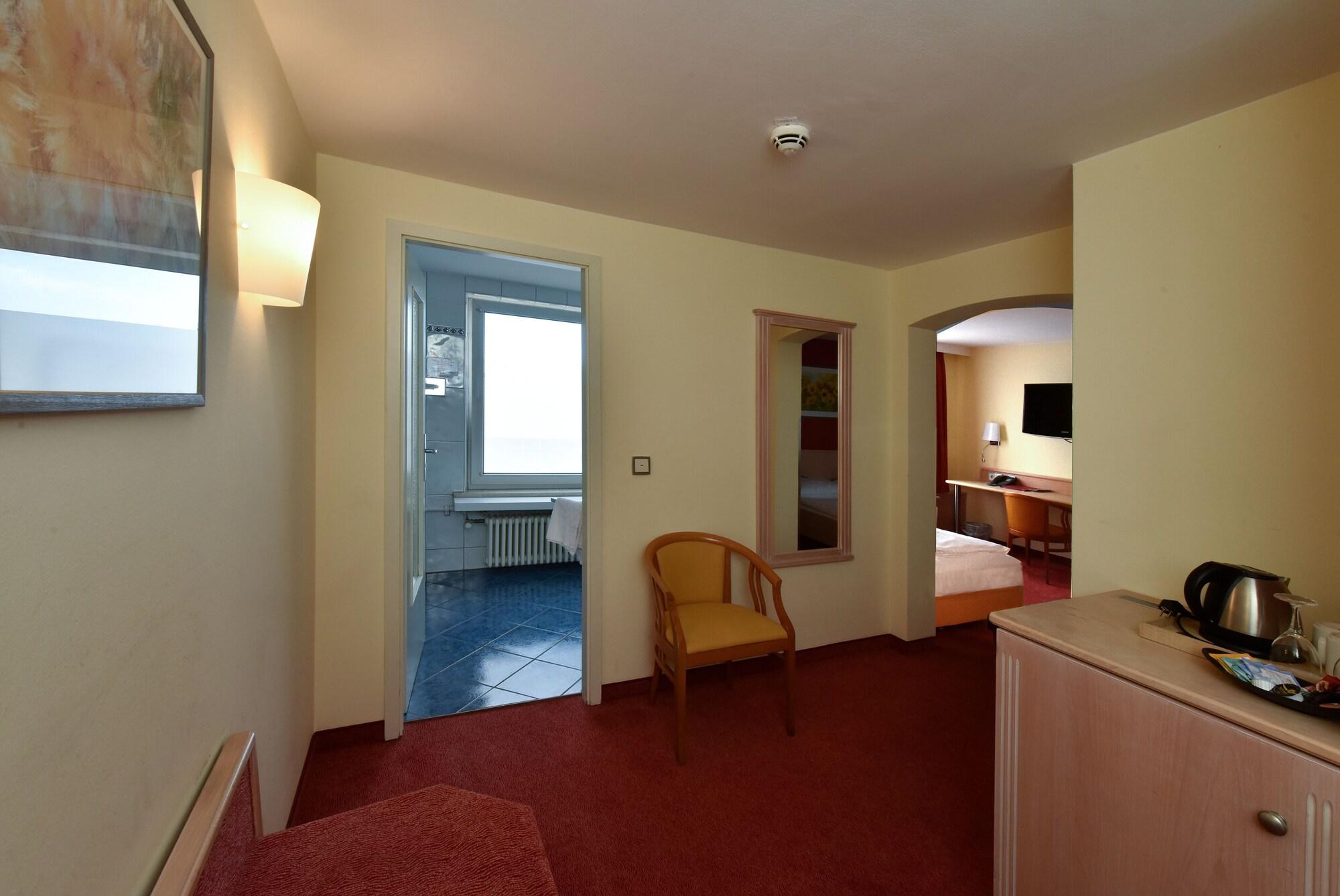 Hotel Adria Muenchen Bagian luar foto